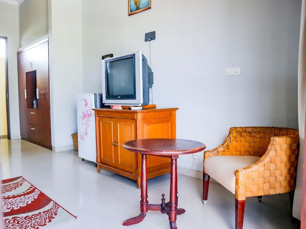 U Tube Hotel Uluwatu  Exterior photo