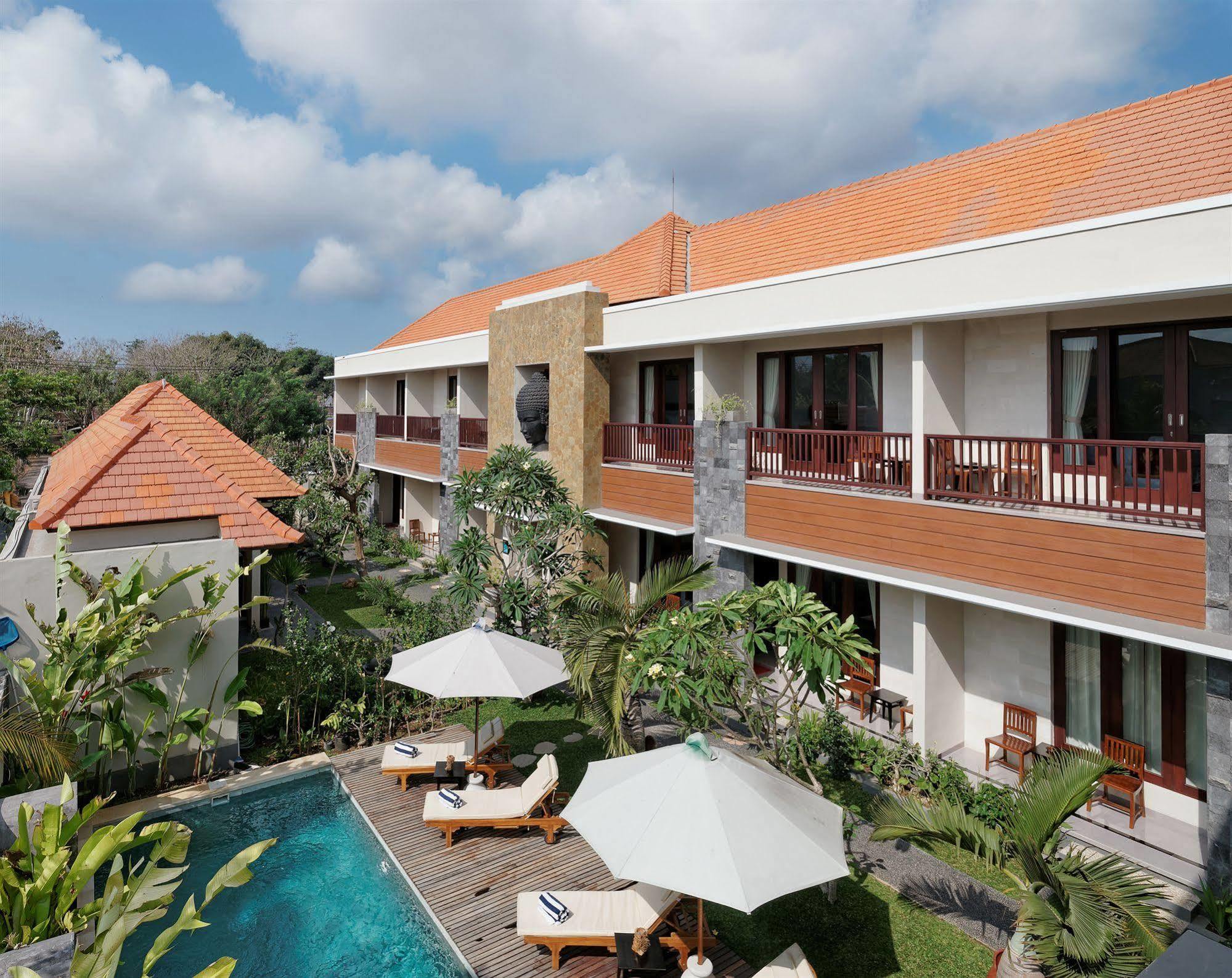 U Tube Hotel Uluwatu  Exterior photo